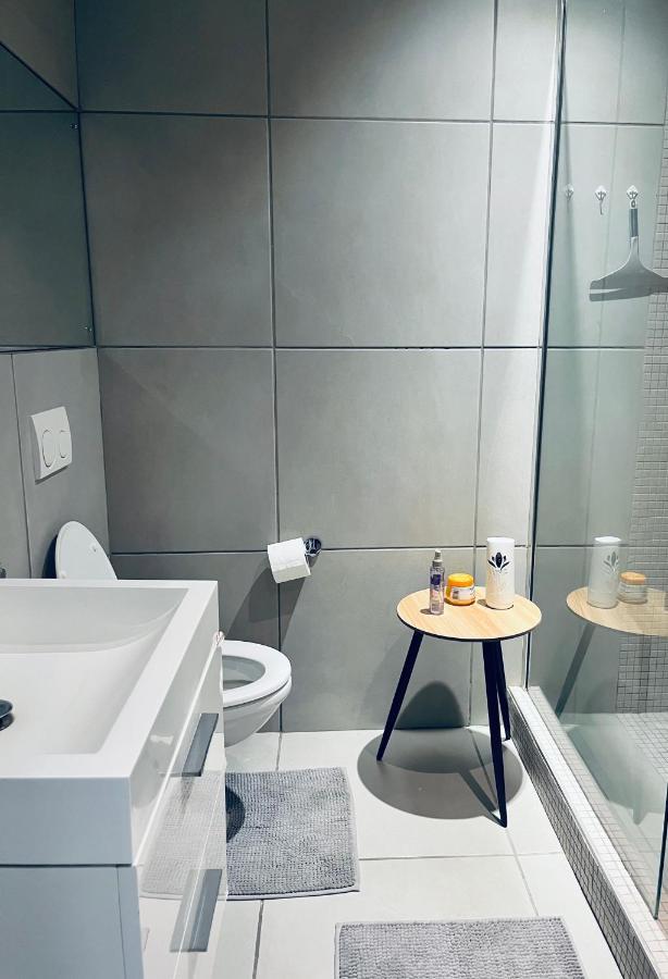 Modernluxe Apartment Windhoek Kültér fotó